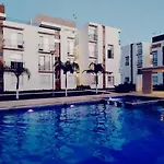 Xaman Ha Alojamiento Vacacional Con Piscina